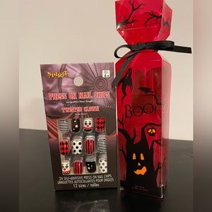 💰3 for 15💰New Halloween bundle- bath and body works gift and press on nails